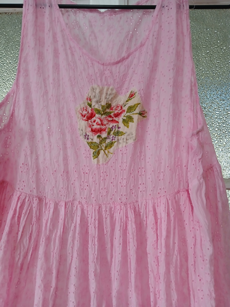 Broderie Anglaise Fabric, Pink- 130cm